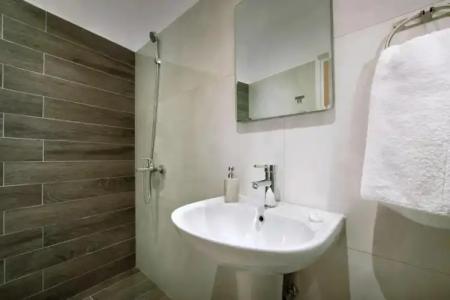 Bali Seaside Sailor - 16