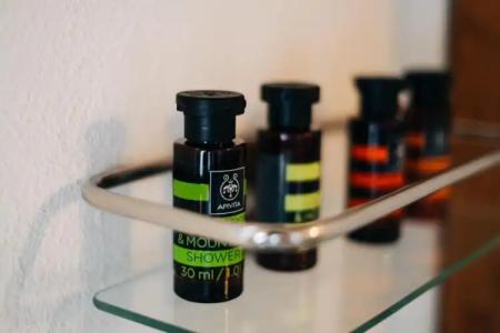 Mesanto Luxury Suites - 128