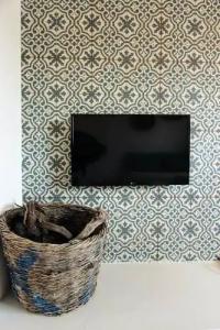 Mesanto Luxury Suites - 100