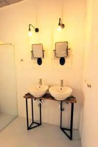 Mesanto Luxury Suites - 103