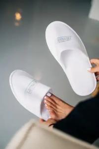 Mesanto Luxury Suites - 111