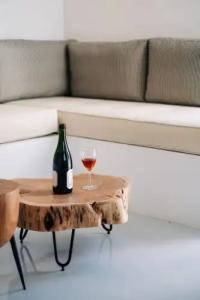 Mesanto Luxury Suites - 10