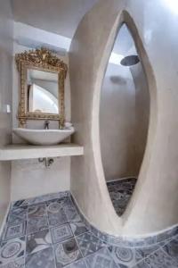 Pasithea Luxury Suites - 58