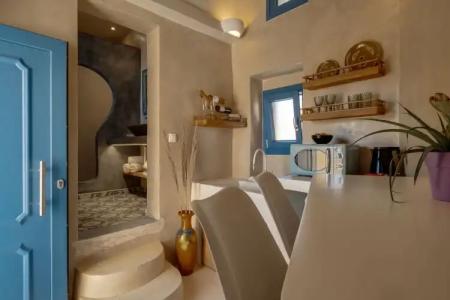 Pasithea Luxury Suites - 2