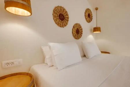 Pasithea Luxury Suites - 68