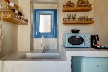 Pasithea Luxury Suites - 21