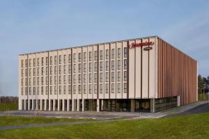 Hampton by Hilton Airport Hotel