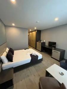 Agora Royal Residence - 61