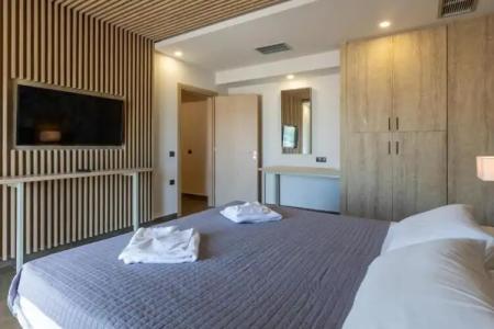 Paradise Resort - 208