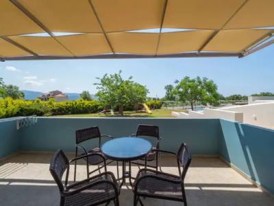 Paradise Resort - 282