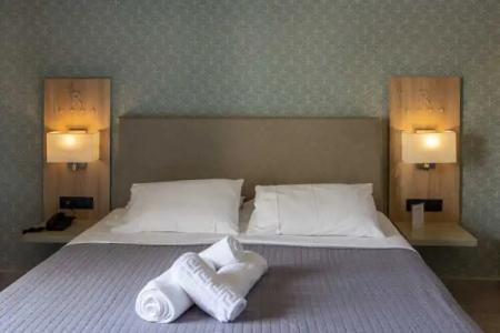 Paradise Resort - 90