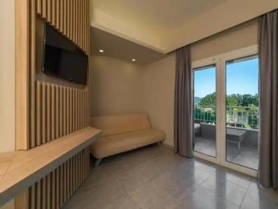 Paradise Resort - 133