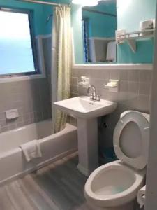 Green Island Inn - 14