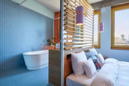 25hours The Circle - 47