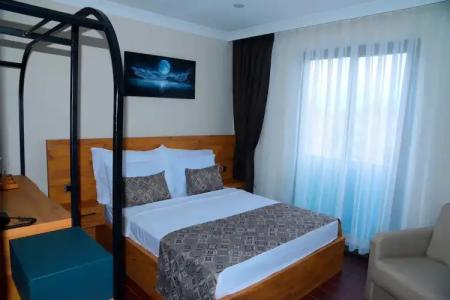 City Moonlight Apart - 56