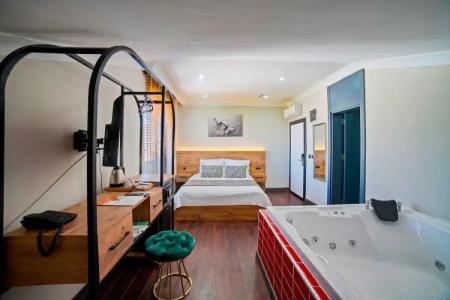 City Moonlight Apart - 60