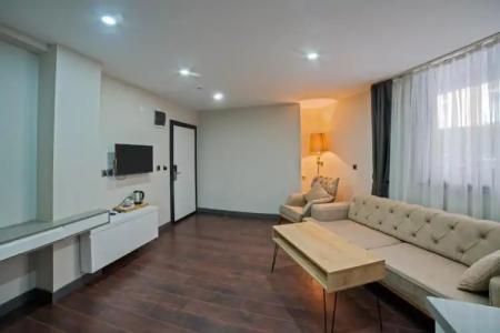 City Moonlight Apart - 87