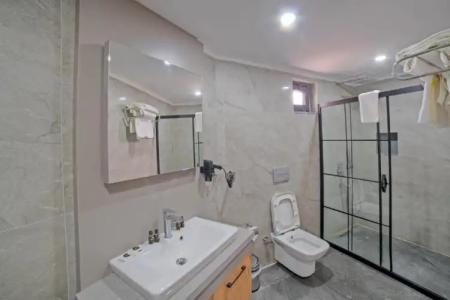 City Moonlight Apart - 90