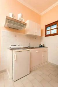 Alykes Park Bungalows - 20