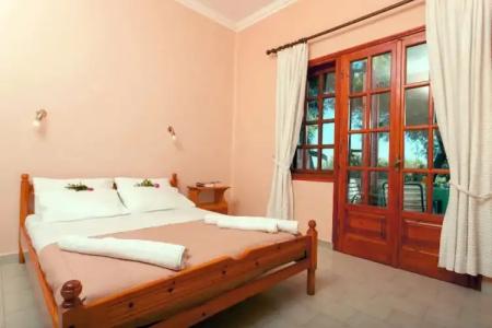 Alykes Park Bungalows - 26