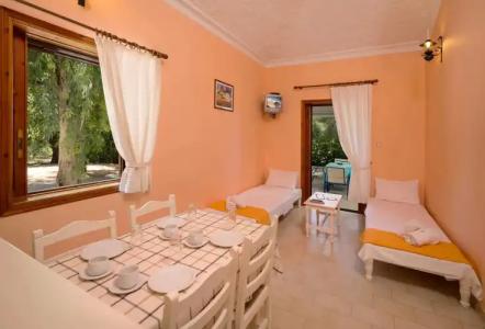 Alykes Park Bungalows - 33