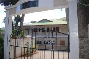Mountain View Hotel, La Digue