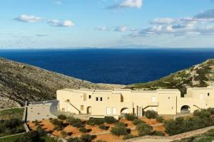 AVATON Hotel, Folegandros Town