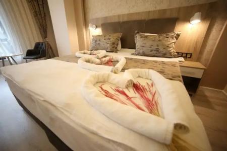 Ema Ozturk Thermal - 41