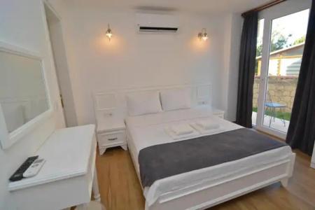 Londia Alaçatı - 17