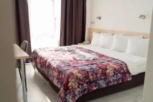 Hotel Regina 2, Ldzaa