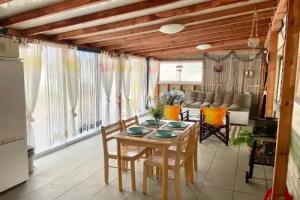 Caravan Rosa Guest house, Kiten