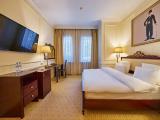 Deluxe Double room with city view