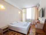 2 Bedrooms Ambassador room