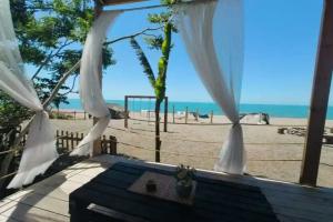 Aqua Palm Resort, Machara