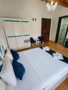 BUYUKADA MAVI Palas - 151