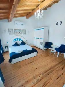 BUYUKADA MAVI Palas - 113