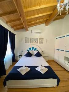 BUYUKADA MAVI Palas - 112