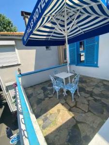 BUYUKADA MAVI Palas - 96