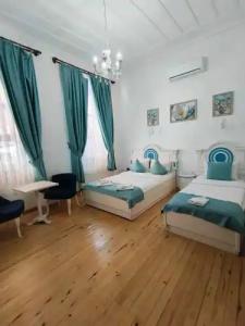 BUYUKADA MAVI Palas - 100