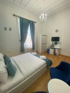 BUYUKADA MAVI Palas - 51