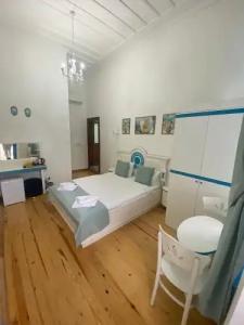 BUYUKADA MAVI Palas - 77