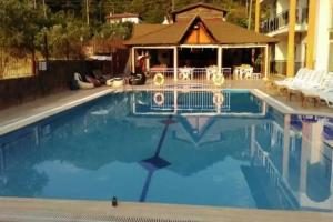 Club Tokmak, Icmeler