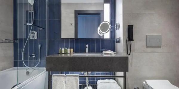 DoubleTree by Hilton Canakkale - 57