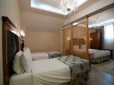 Economy Quadruple Basement room