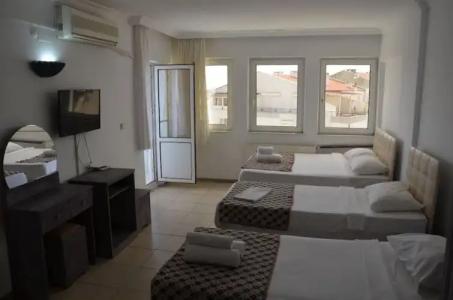 Lavinia Otel - 23