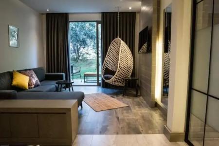 Melanippe Relaxing - Adults Only - 200