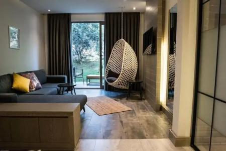 Melanippe Relaxing - Adults Only - 204