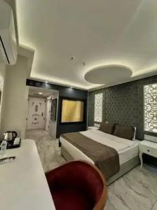 Golden Rose Deluxe - 25