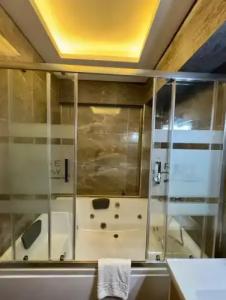 Golden Rose Deluxe - 20