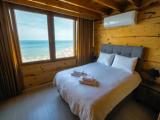 Deluxe room with sea view